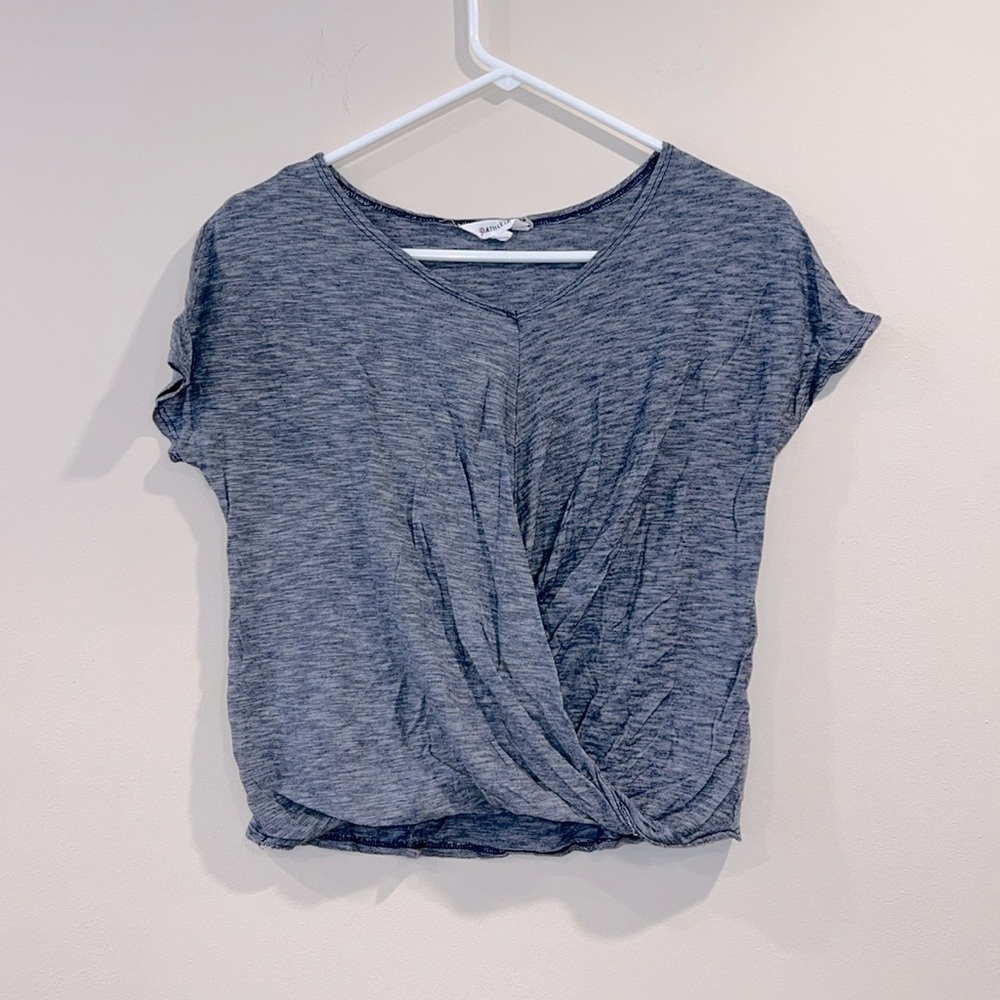 🔥ATHLETA Wrap shirt🔥